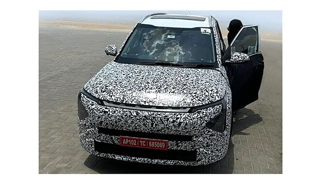 Kia Carens facelift